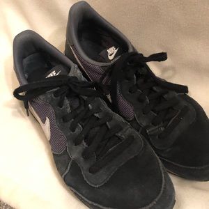 Nike Internationalist Shoes
